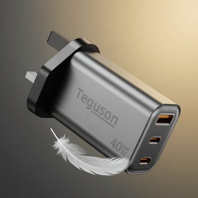 40W GaN Fast Charger 3-Port USB-A & Type-C UK Plug Wall Charger