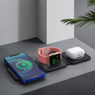 c0c5259e-0262-44c2-b610-338dd5be5a10.jpg 3-in-1 Magnetic Foldable Wireless Charging Station Fast Travel Charger