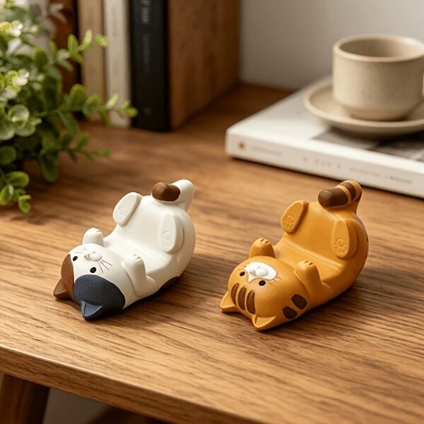 2pcs Cute Healing Style Cat Phone Stand